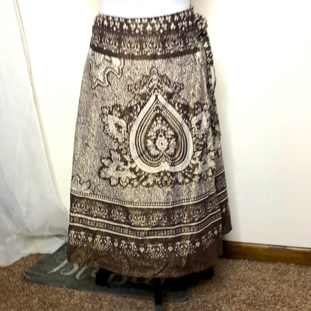 BCBG Maxazria brown and gold bohemian style wrap skirt size XS